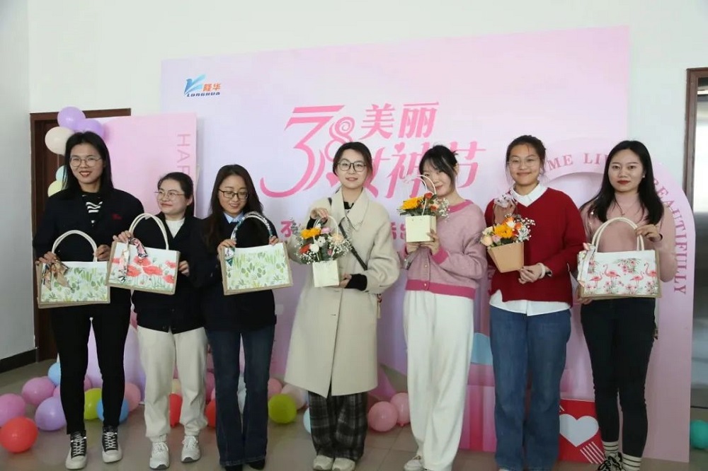 巧手女神，美丽绽放—— 798790百万文字论坛-798790论坛开奖历史记录-百万综合文字论文798790-798790百万文字论坛开奖结果-798790百万文字论坛资料特色-500608百万文字论坛浏览器安装-500505百万文字论坛资料转载集团组织在洛各公司开展“三八”妇女节活动