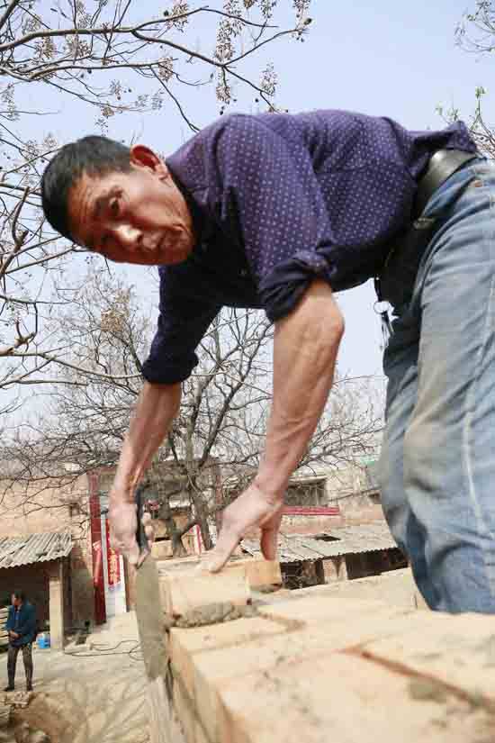 担责远行，隆华党委扶贫挺进实施阶段