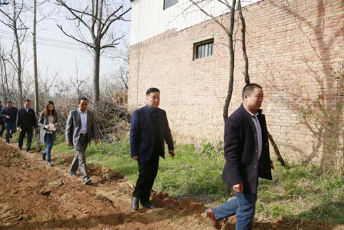 隆华党委书记李占明深入贫困户调研，助力精准扶贫