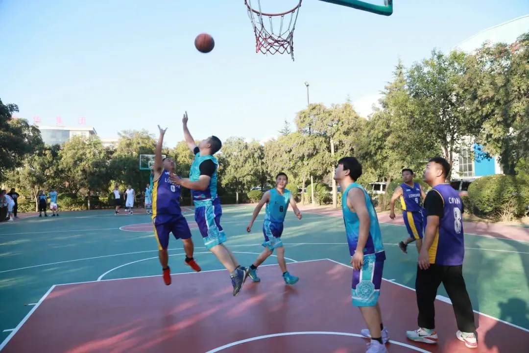 第三届“隆华杯”篮球赛