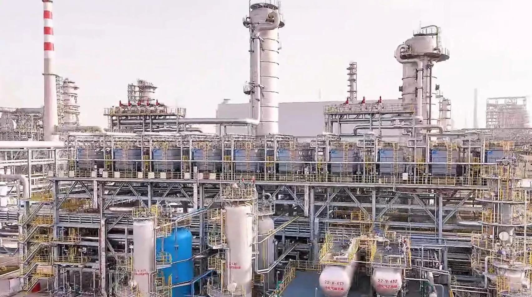 隆华助力盛虹炼化一体化项目，高效复合型空冷器成亮点！